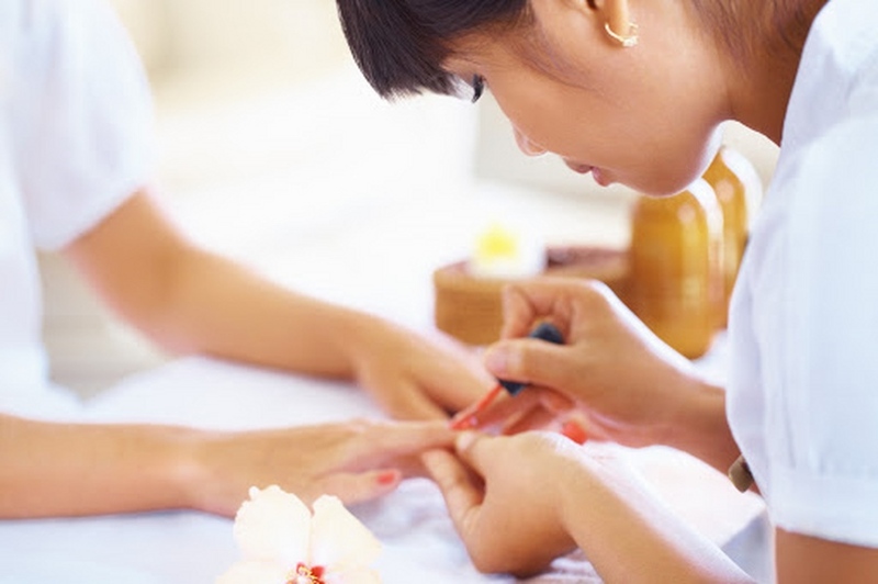 Bên cạnh Mega Academy thì Nhàn Beauty Academy cũng được đánh giá là địa chỉ dạy học nail Cà Mau đào tạo ra nhiều thợ nail chuyên nghiệp, tay nghề giỏi