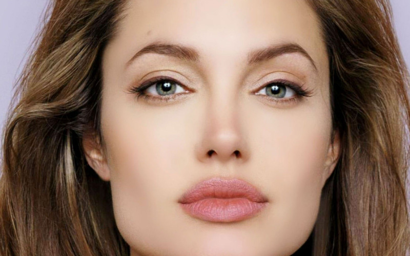 Nhận biết lông mày đuôi vểnh lên