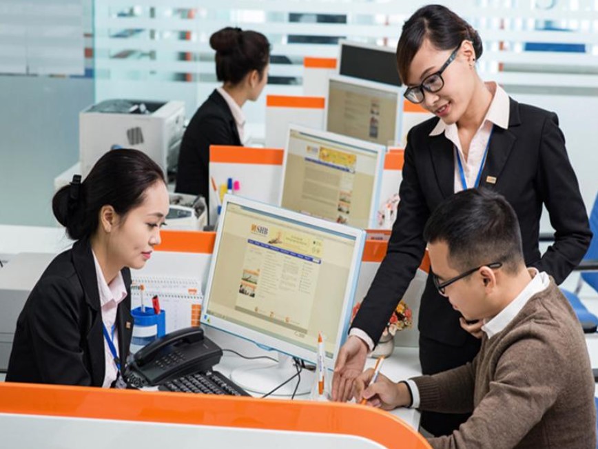 những ngành đang thừa nhân lực